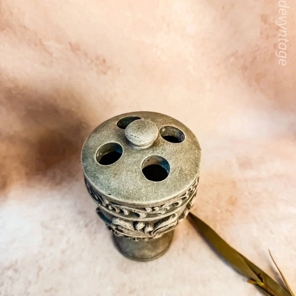 N/A vintage antiqued